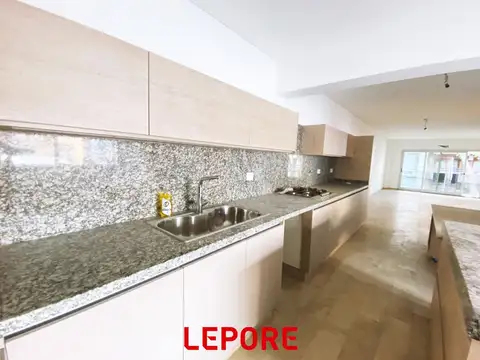 Departamento 4 ambientes con 4 baños