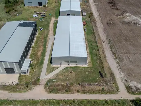 Galpon en Venta 200  mts Fondo