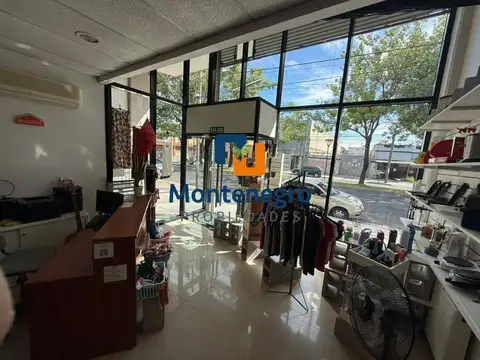 Local en Alquiler en San Andres, $ 2.000.000