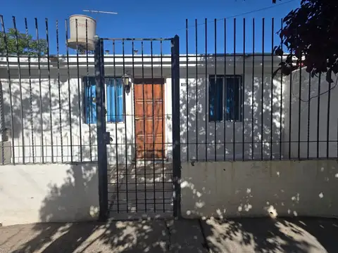 VENTA CASA LUJAN DE CUYO B° LAS PARRAS