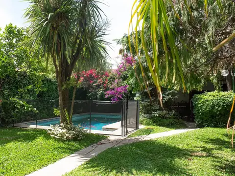Casa en  Venta, 5 ambientes, Jardín y Pileta en Nuñez