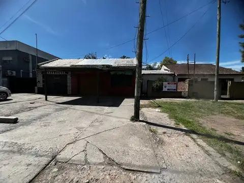 Avenida Eva Duarte de Perón 1600