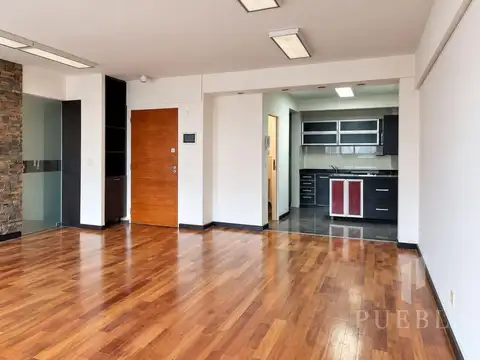 Venta Luminoso 2 Amb. con Balcón y Cochera | Apto Crédito y Profesional