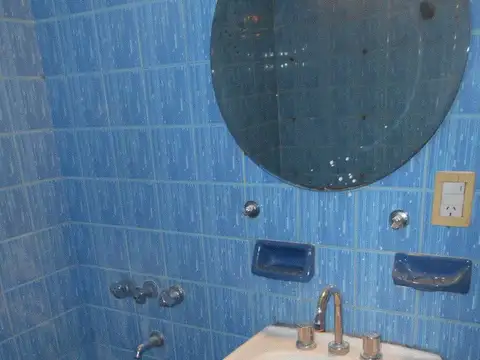 Claudio M Cuenca 800, Piso 3