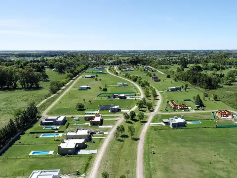 Terreno en Venta en Las Calandrias, USD 23.000