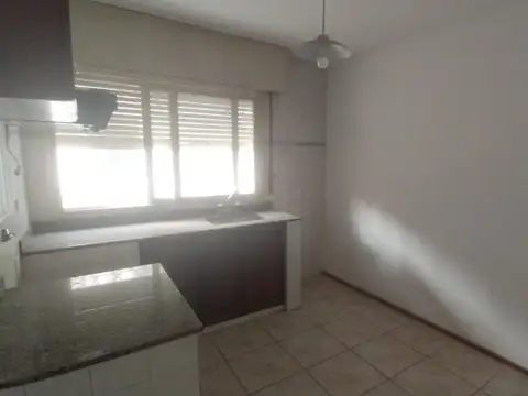 Depto Tipo Casa en Venta en Echesortu, USD 68.000