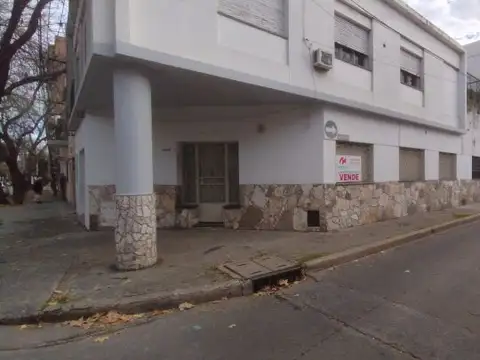 Echesortu. Oportunidad: P.B 2 dormitorios