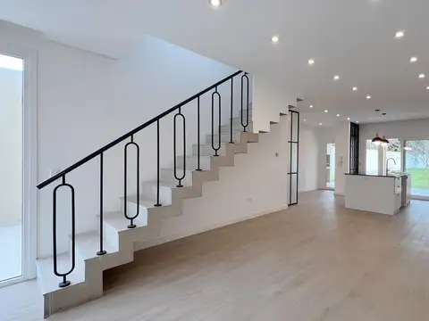 Casa en Alquiler de 3 dormitorios