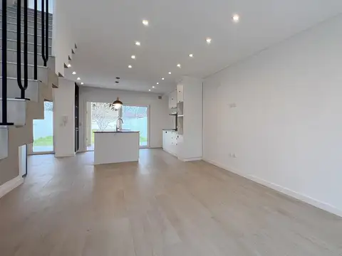 24 MESES | CASA A ESTRENAR  DE 4 AMBIENTES | CONSTITUCION |