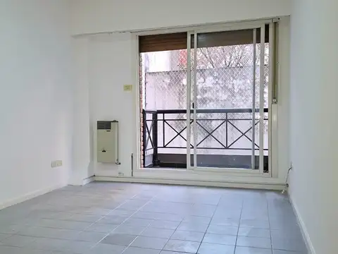 Valle 900, Piso 1