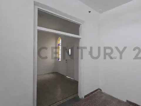 VENTA CASA 4 AMBIENTES EN LANÚS OESTE, REMEDIOS DE ESCALADA, CON PARQUE, PILETA