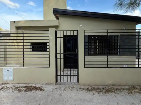 OPORTUNIDAD! CASA EN VENTA EN LA CALERA