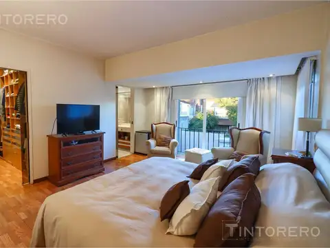 Casa en Venta de 5 dormitorios