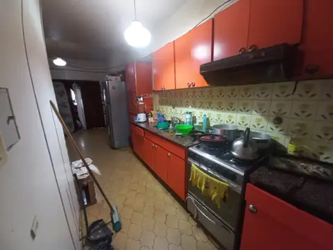 Hermosa Chalet en Venta con 3 dormitorios.