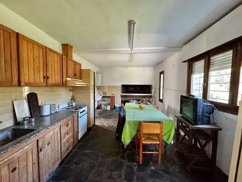 Casa 4 ambientes con 1 baño