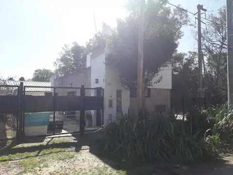 Depto PH 2 AMB con Patio y Cochera a mts Panamericana! Oportunidad!