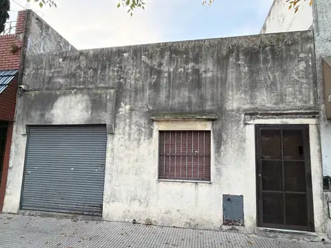 CASA CON GALPÓN EN VENTA EN PARQUE CHACABUCO