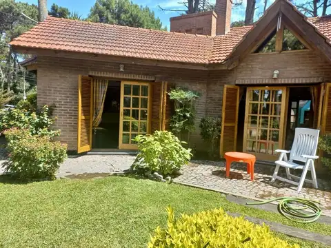Casa en Venta con 6 cocheras