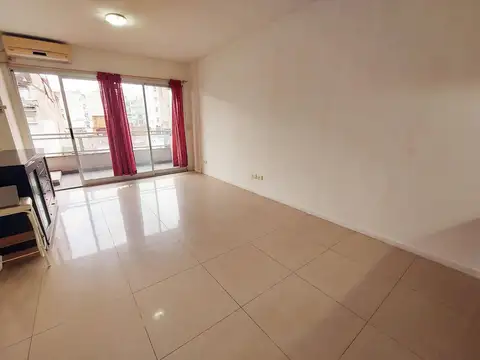VENTA COMODO MONOAMBIENTE 36M2 SAN TELMO MONSERRAT AL FRENTE UADE