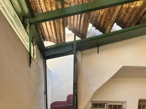 Depto Tipo Casa en Alquiler de 2 ambientes