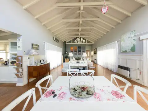 Casa en Venta en Country El Paraíso, USD 489.000