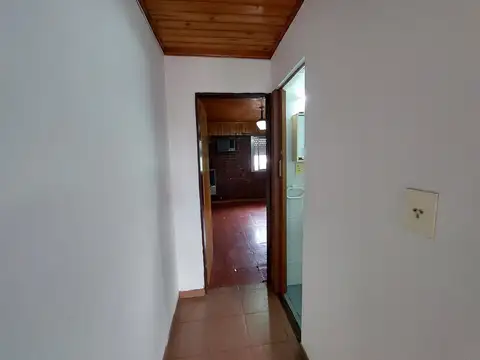 2 AMB CON BAJAS EXPENSAS - MUY BUENA UBICACION