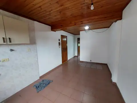 2 AMB CON BAJAS EXPENSAS - MUY BUENA UBICACION