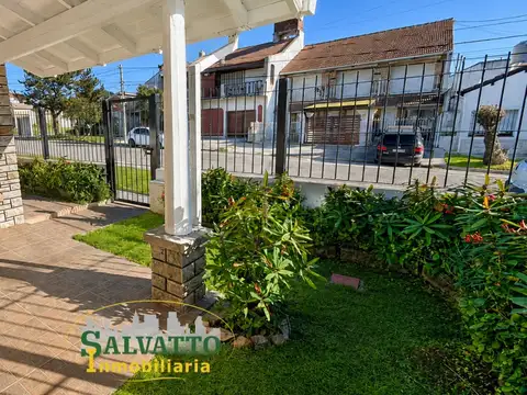 Chalet reciclado a metros del mar en Punta Mogotes
