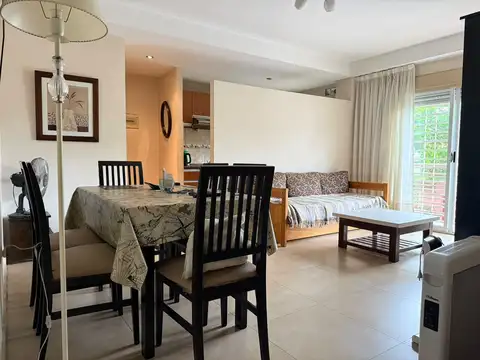 Departamento en Venta en Monte Castro, USD 115.000
