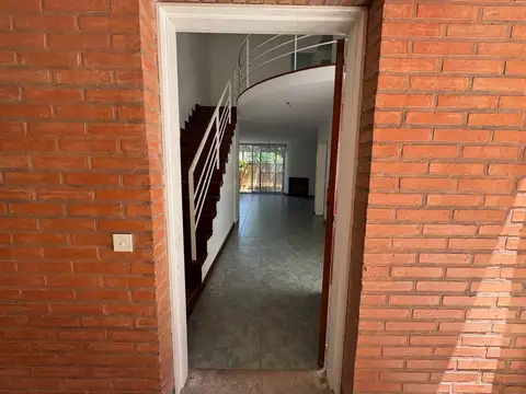 Departamento en Alquiler de 3 dormitorios