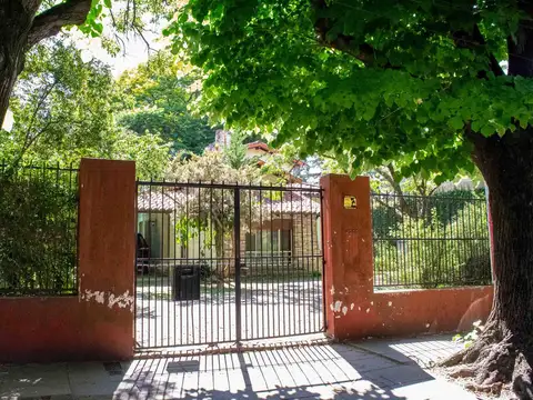 Terreno en Venta en Olivos Maipú/Uzal, USD 1.100.000