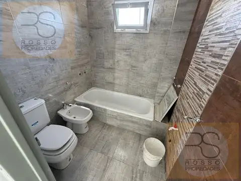 Departamento en Alquiler en Ramos Mejia Sur, $ 700.000