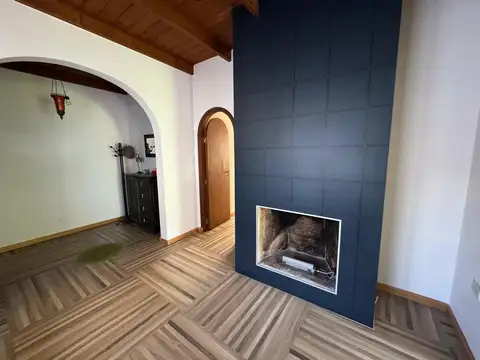 Depto Tipo Casa en Venta 50 años