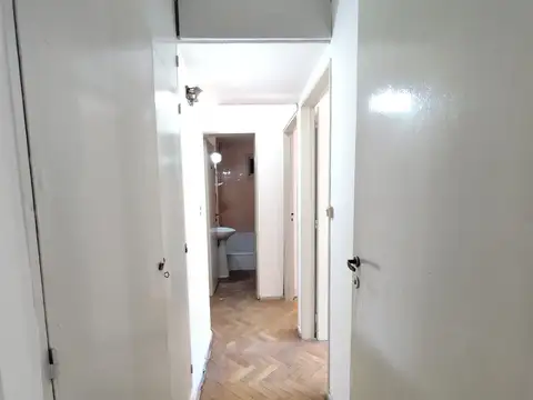 Departamento 7 ambientes con 2 baños