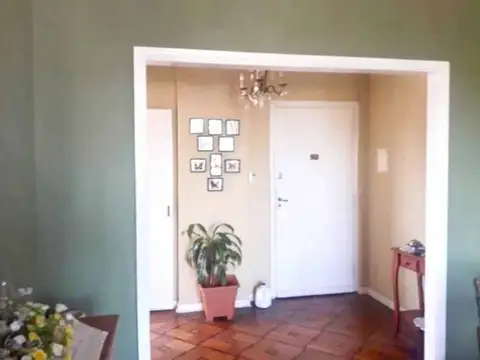 Departamento 5 ambientes con 2 baños