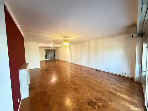 Departamento en Alquiler con 1 cocheras