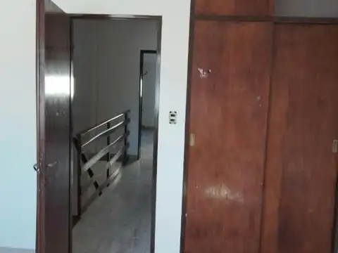 527 E/ 9: DÚPLEX EN VENTA DE 2 DORM.