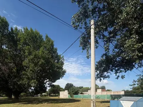 TERRENO EN VENTA 800 M2 CORONEL DOMINGUEZ ESQUINA