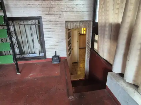 Depto Tipo Casa en Venta 50 años