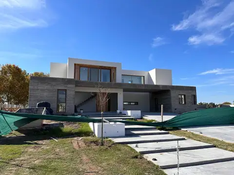 Casa en Venta al Noreste