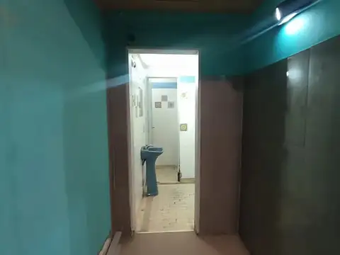 LOCAL COMERCIAL SOBRE AV LA PLATA
