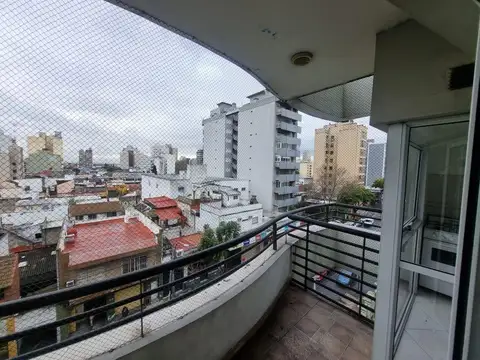 Venta departamento 3 ambientes en Lanús con cochera