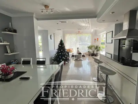 Casa en venta Country Club Banco Provincia
