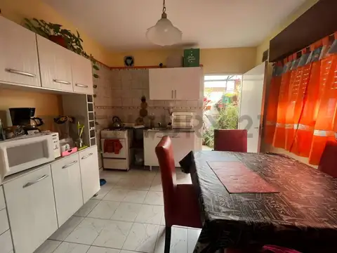 Camacua 2000, Piso 0