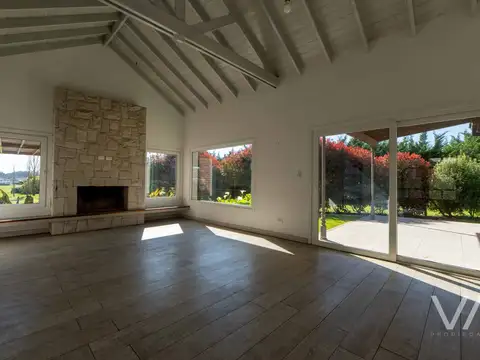 Casa en Alquiler de 3 dormitorios