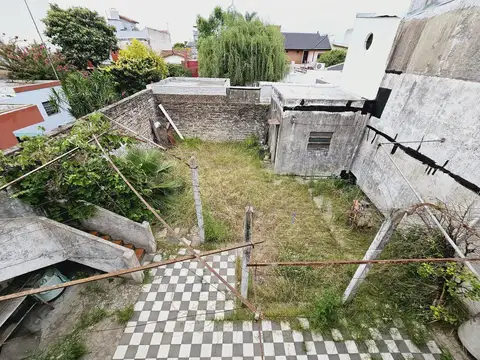 Carlos Echague al 1200