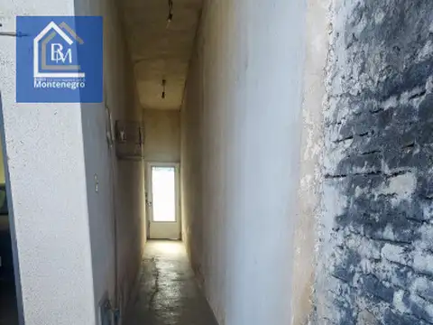 Casa 5 ambientes con 2 baños