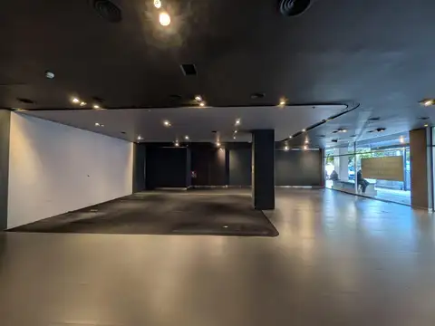 Local en Alquiler en Núñez, USD 14.000