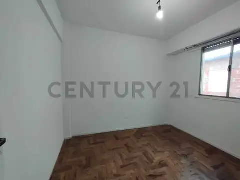 Departamento en Venta en Valentin Alsina, USD 59.900