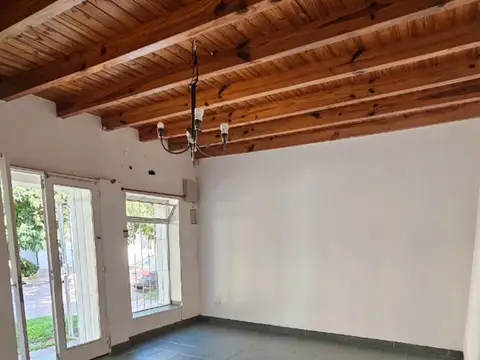 Local en Alquiler en Centro, $ 400.000